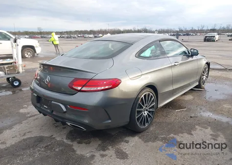 2019 Mercedes-Benz C 300 from USA, damaged, VIN WDDWJ8DBXKF834882